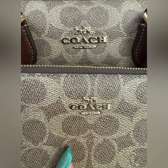 Coach Brown Signature Women's Bag Set - Picture 8 of 11